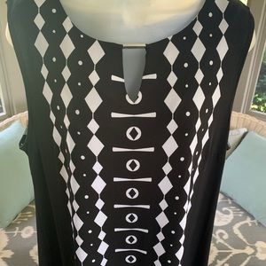 Alfani poly/spandex black/white sleeveless dress❣️